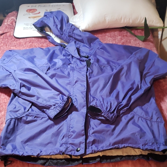 L.L. Bean Jackets & Blazers - Llbean Trail model Rain Jacket